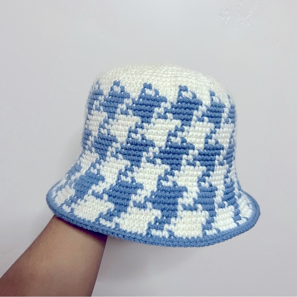 BUCKET HAT - Picture 3 of 3